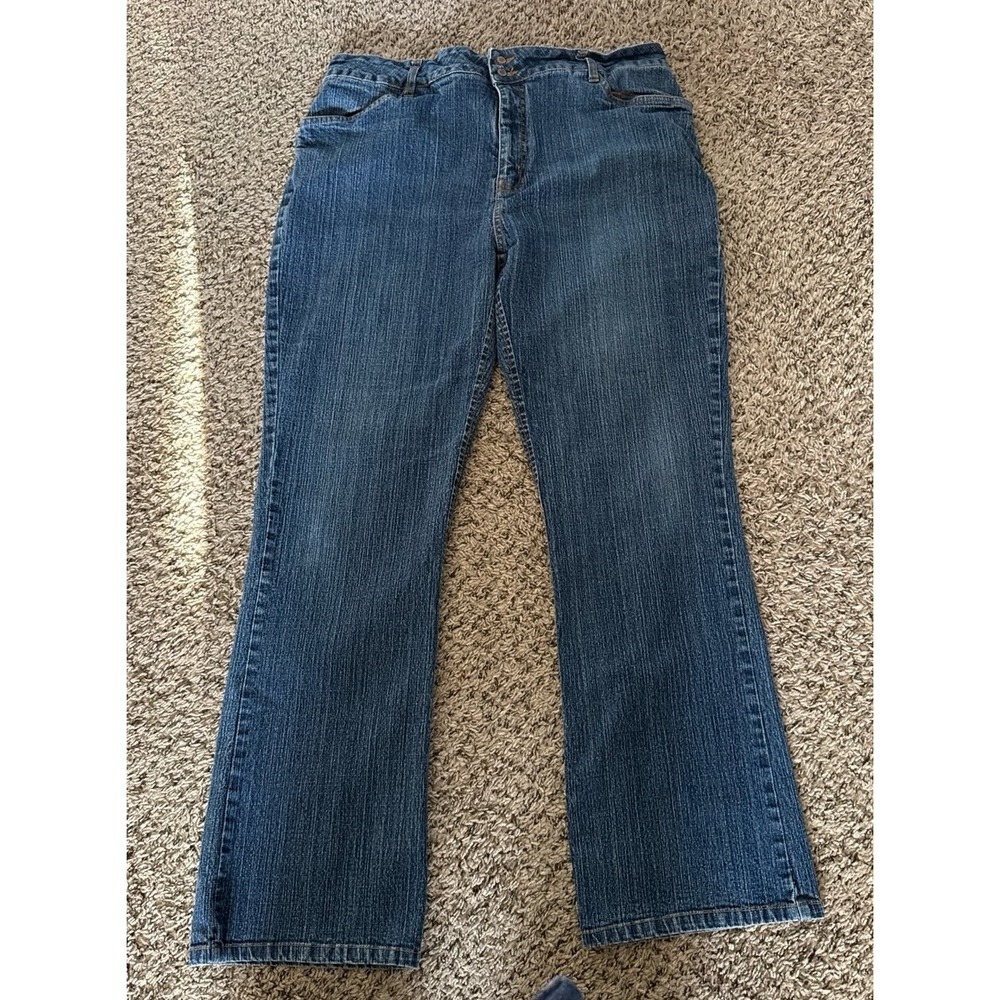 Halston Women's Stretch Medium Wash Jeans Size 16